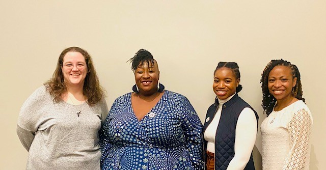 Alabama A&M student Aniah Cosby receiving a scholarship award