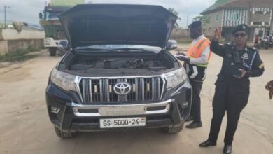 19 drivers arrested over sirens, strip lights and other traffic offences