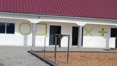 Alhassan Suhuyini hands over modern classroom block to Darul-Ulum Primary School in Kanvili