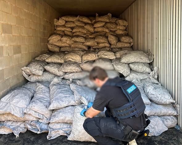 Australian police intercept 320kg of illegal drugs valued at $296 million imported from Ghana