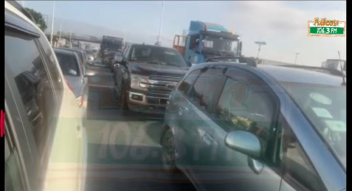 Commuters stranded for hours as massive gridlock hits Ofankor–Achimota stretch
