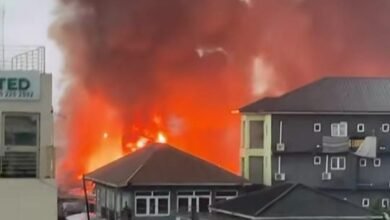 Fire rages at Odawna near Circle as floodwaters delay emergency response