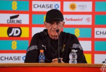 'I never saw books praising a team playing fantastic football' - Carlos Queiroz