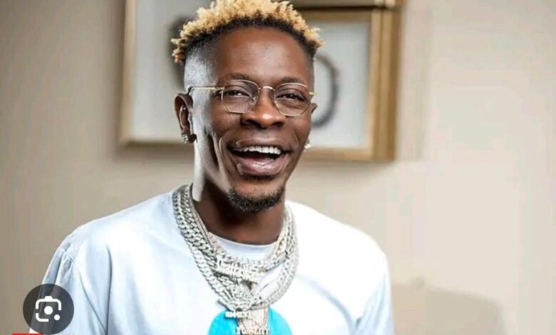 Shatta Wale launches GH¢100 SM Gold Card membership programme