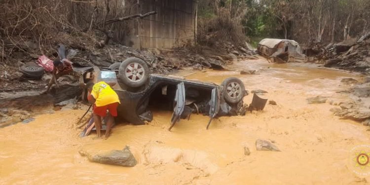 Accra–Kumasi Highway: Six injured as car plunges into Birim River
