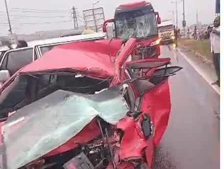 One seriously injured as four vehicles crash on Ofankor–Pokuase stretch days after fatal accident