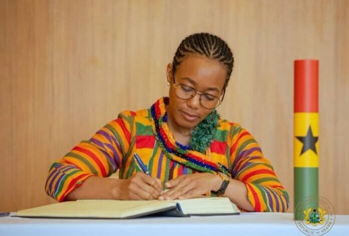 A Minister Under Watch: Zanetor’s Burden of Expectations